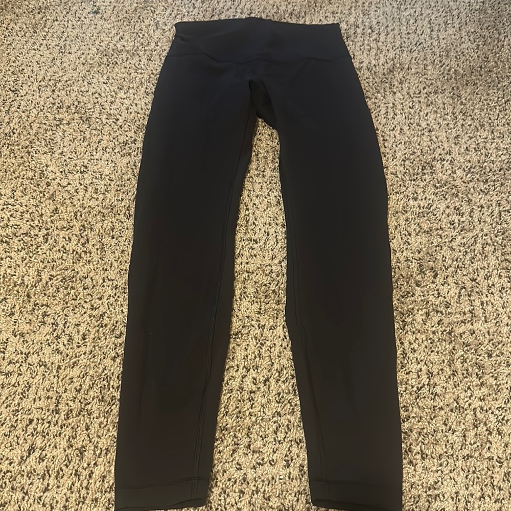 LuluLemon leggings.